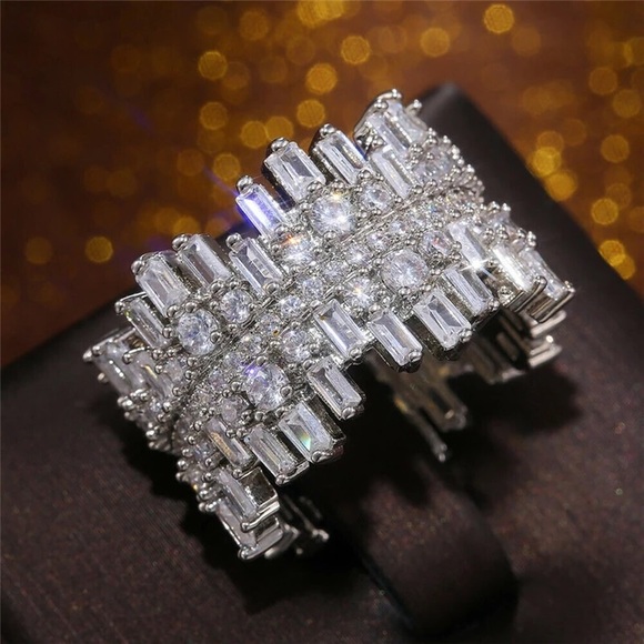 Lilana Baguette Pave Burst Ring - Picture 4 of 7